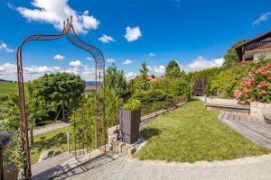 Exklusive Immobilie in Passau von Lyst & Liv Immobilien mit Garten
